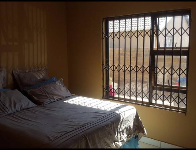 2 BEDROOM PROPERTY TO RENT IN PROTEA GLEN